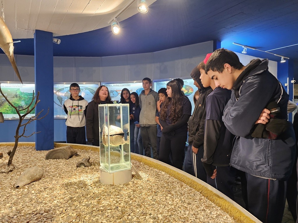 Projeto Junho Sustentável realiza primeira série de visitas de escolas ao Museu Oceanográfico