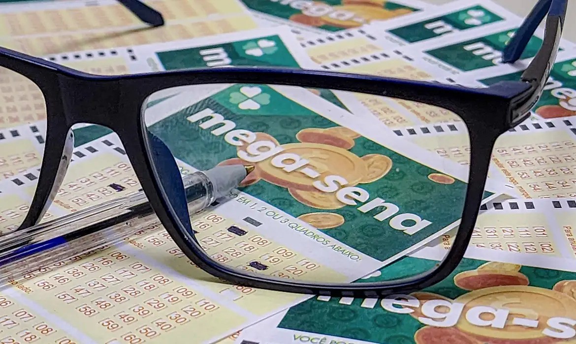 Mega-Sena sorteia neste sábado prêmio acumulado de R$ 100 milhões