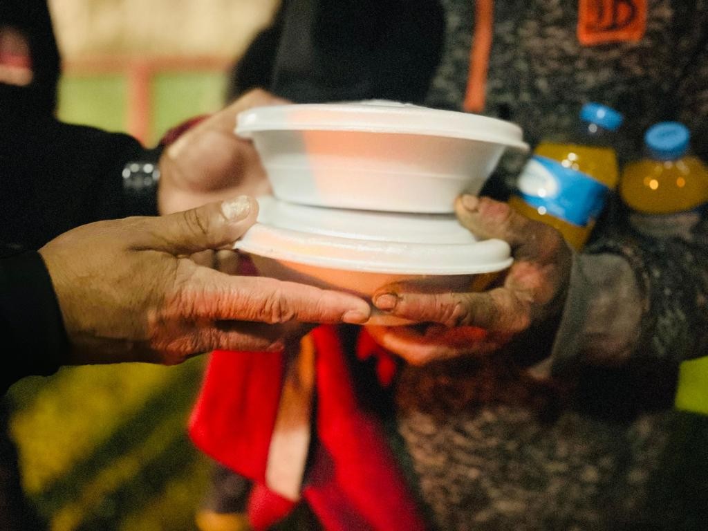 Prefeitura de Rio Grande reforça acolhimento à população em situação de rua durante onda de frio