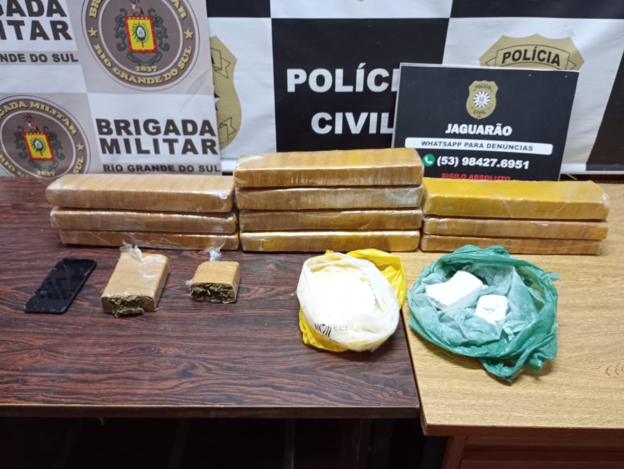Mulher é presa por tráfico de drogas em Jaguarão 