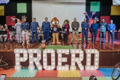 Mais de 1.200 estudantes se formam no PROERD em Rio Grande