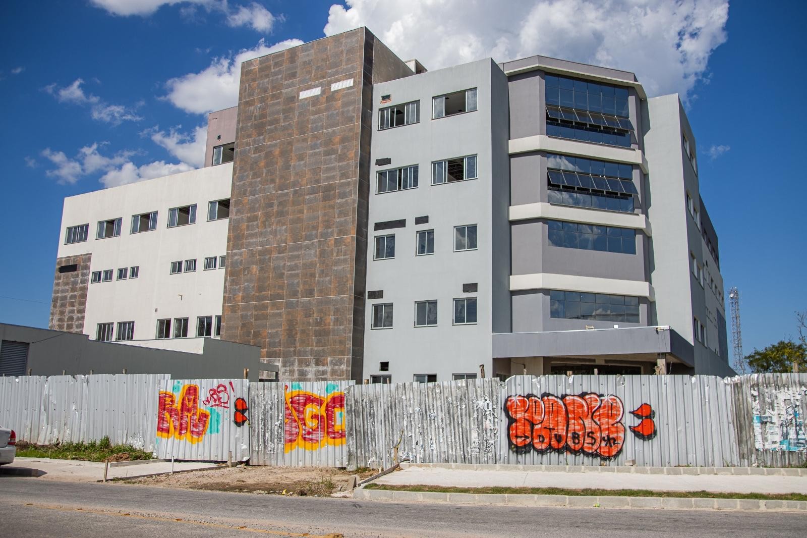 Obras do novo HPS de Pelotas avançam e atingem 80% de execução