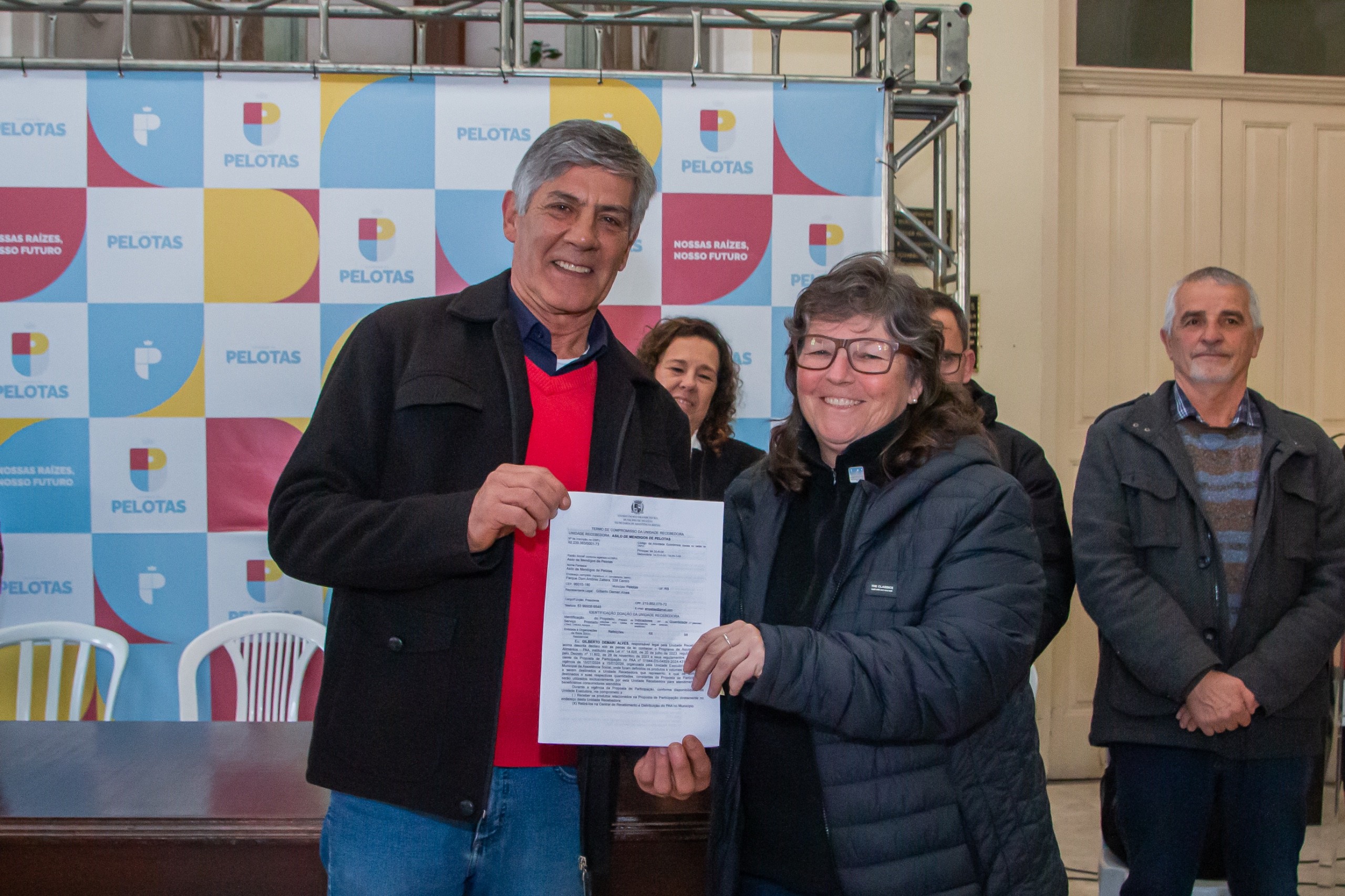 Conab entrega 13,8 toneladas de alimentos a famílias de Pelotas