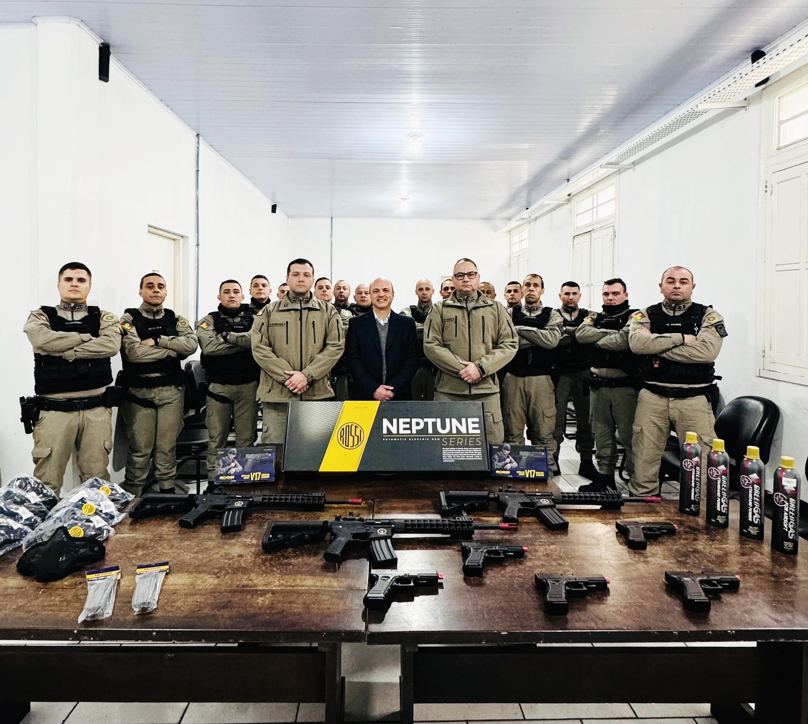 Brigada Militar recebe novos equipamentos para treinamento da Força Tática