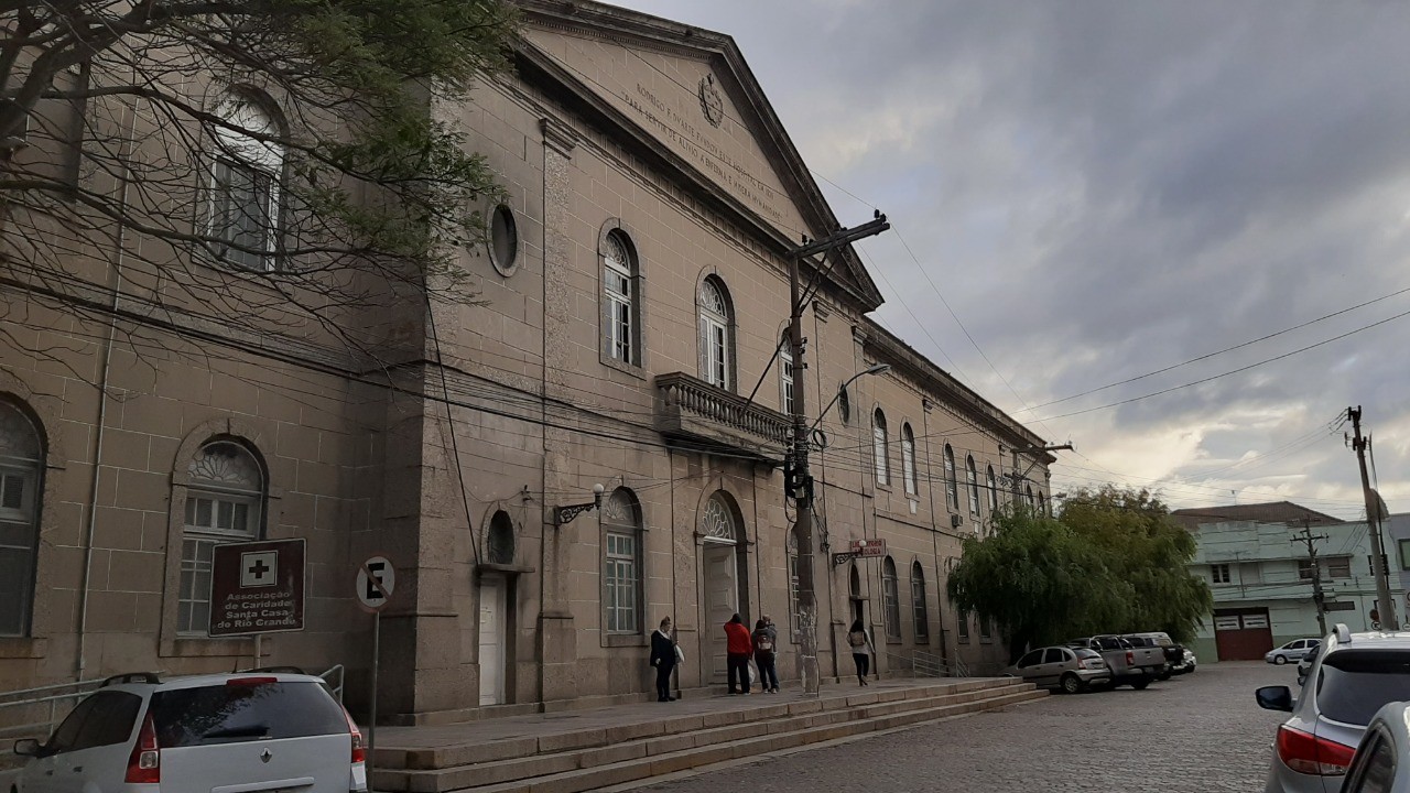 Santa Casa esclarece que está tomando medidas para suspender leilão do Hospital Geral