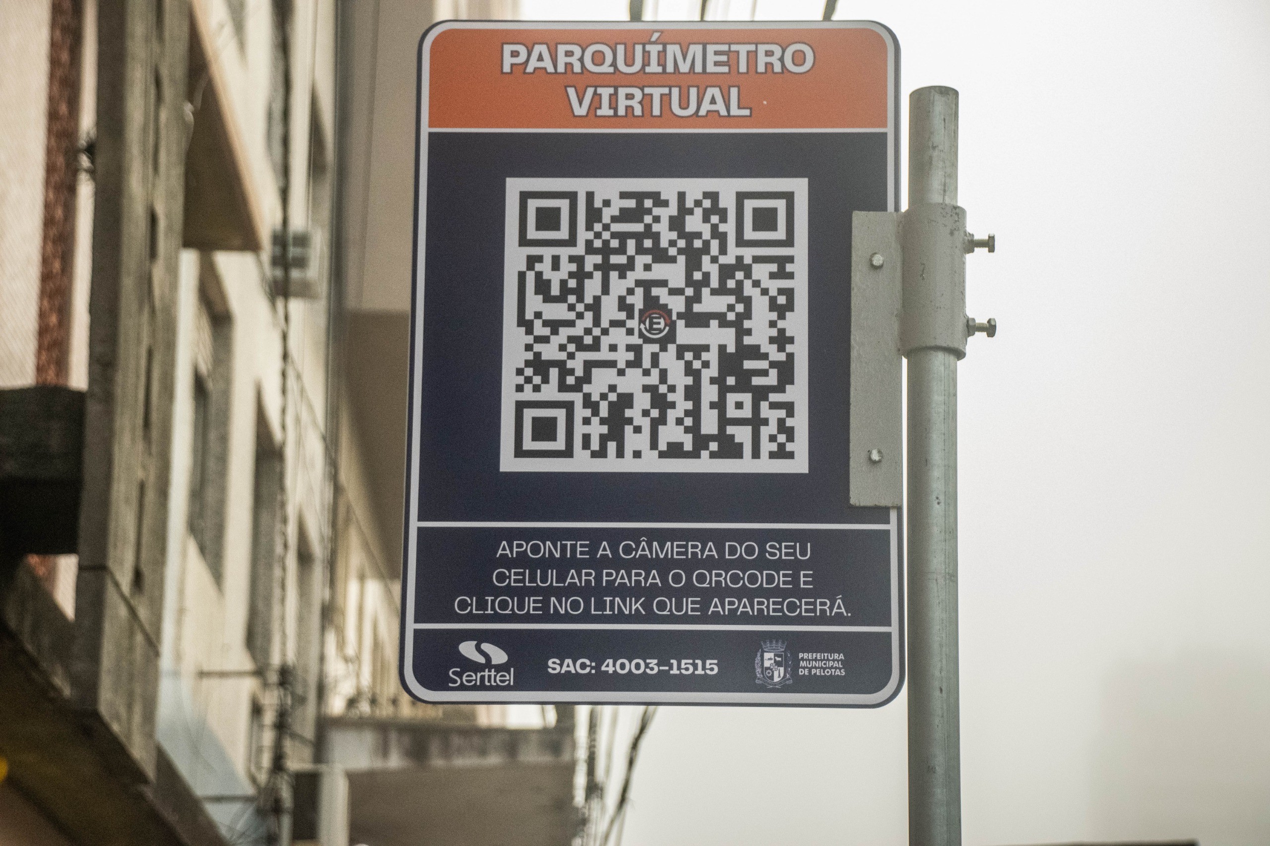 Sistema virtual substitui parquímetros físicos em áreas da zona azul de Pelotas