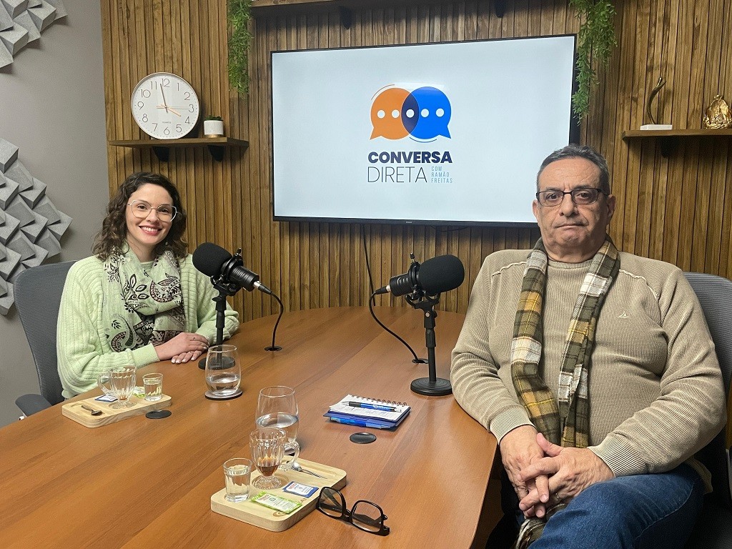 Podcast Conversa Direta recebe a presidente do PT de Rio Grande, Mariana Lindenmeyer
