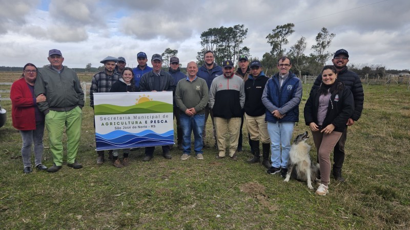 Pecuaristas nortenses participam de curso de inseminação artificial em bovinos