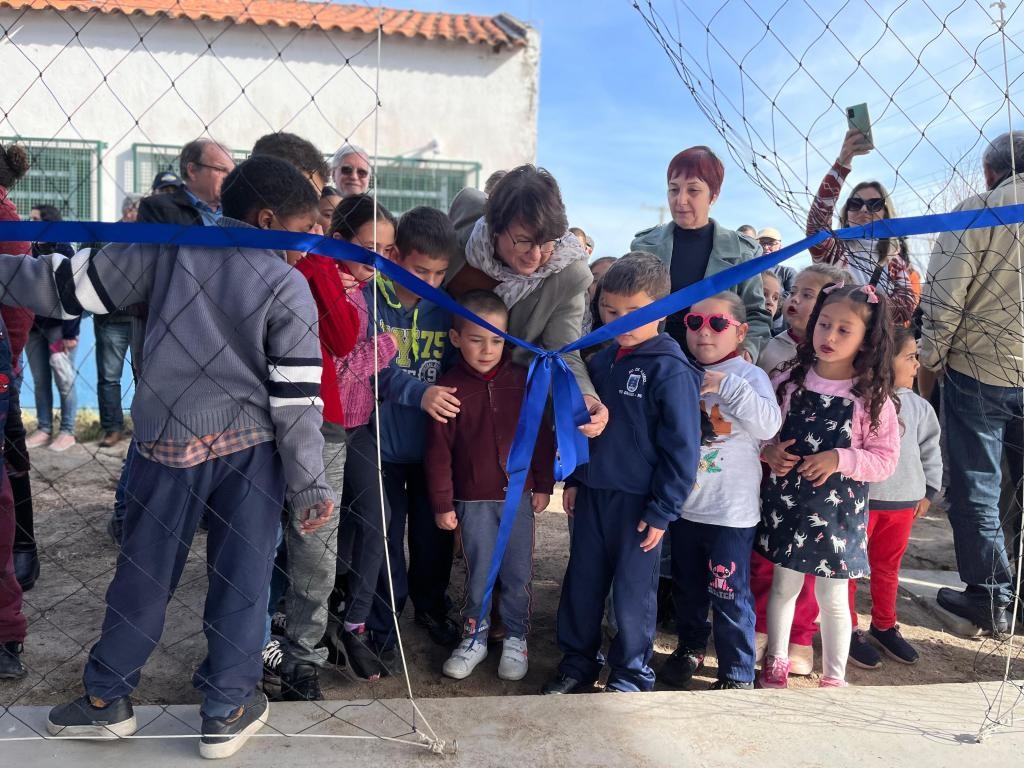 Quadra esportiva da EMEF Cristóvão Pereira de Abreu é inaugurada na Ilha da Torotama