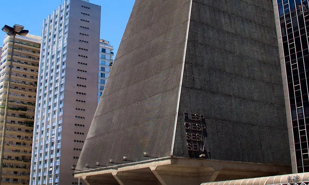 Com tarifaço dos EUA, Fiesp mantém projeção de alta do PIB em 2,4%