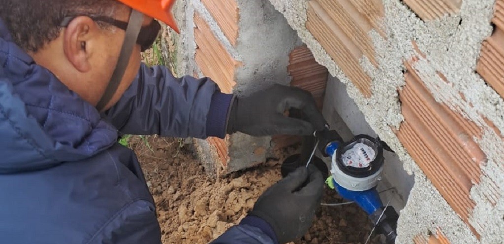 Nova rede de água da Corsan regulariza abastecimento para moradores do bairro Nossa Senhora de Fátima