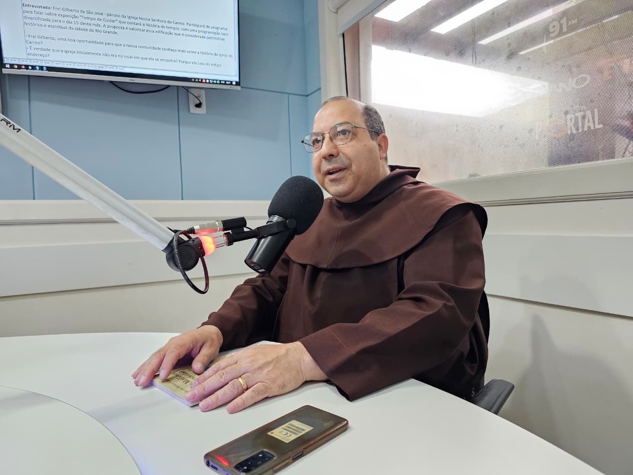 Exposição Tempo de Cuidar valoriza a história da Igreja do Carmo em Rio Grande