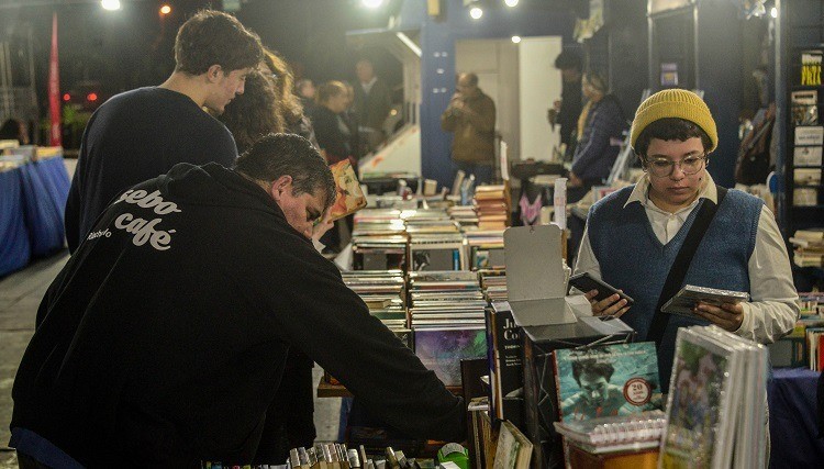 Em sua 50ª edição, Feira do Livro da FURG atrai mais de 21 mil visitantes