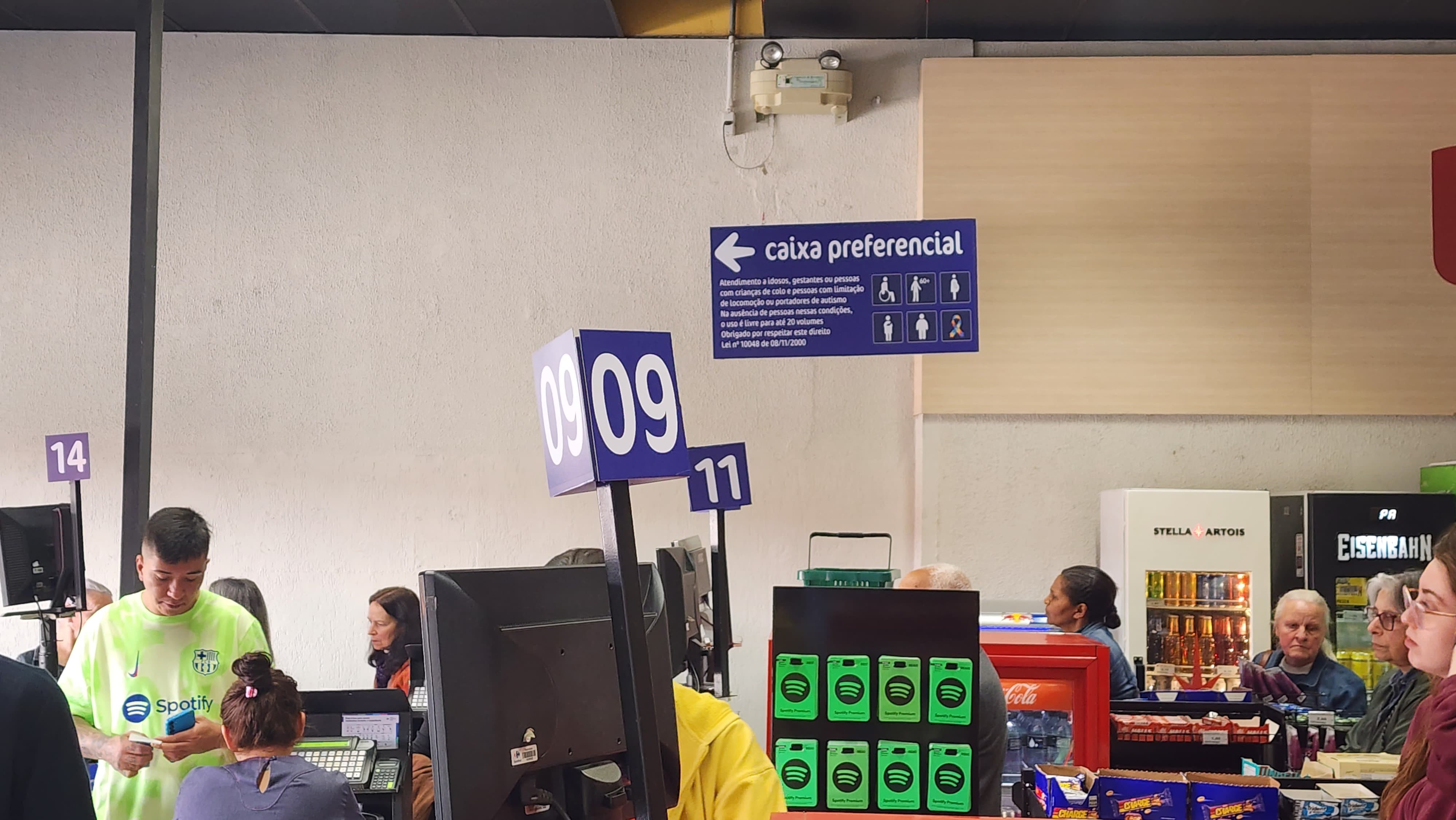 Supermercados de Pelotas terão caixas exclusivos para clientes com sacolas retornáveis