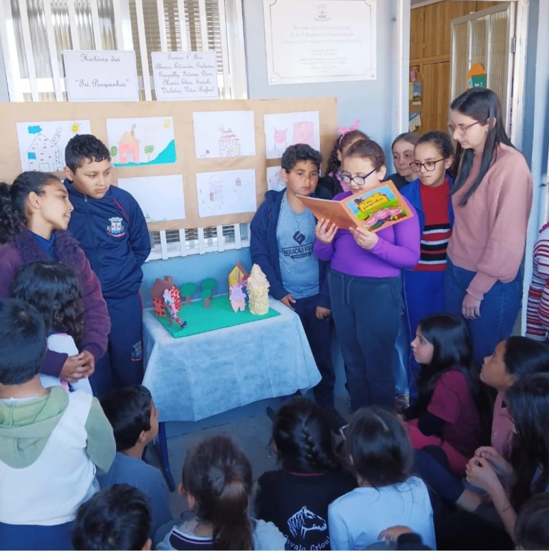 EMEF Centro de Demonstração promove 1ª Feira Literária e valoriza o incentivo à leitura em São José do Norte