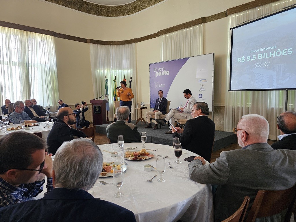 Reunião-almoço Tá em Pauta debate o desenvolvimento econômico do município
