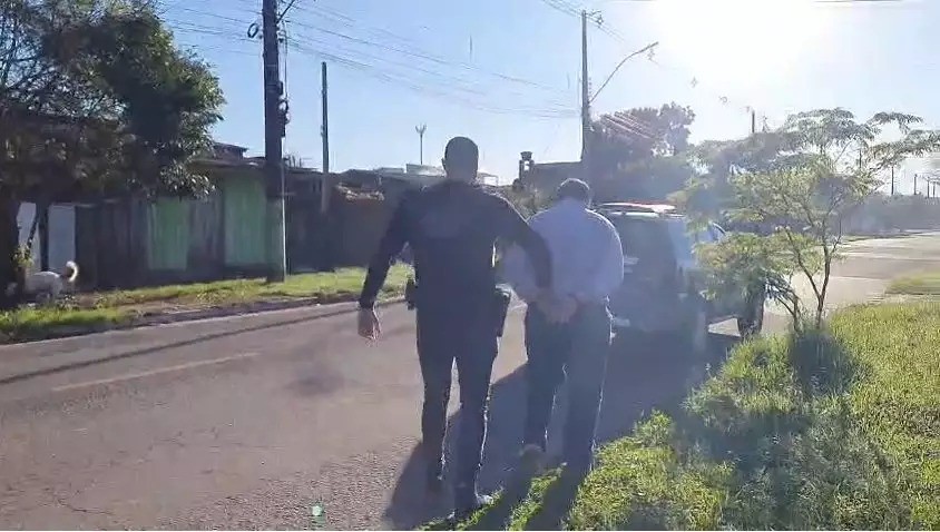 Pastor é preso em Canoas por abusar de menina em curso de batismo