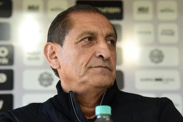 Reviravolta: Internacional encaminha a contratação de Ramón Díaz como novo técnico