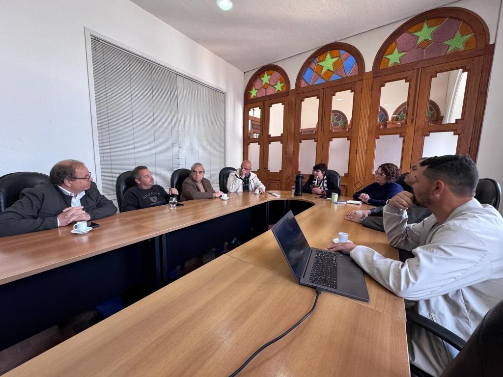 Organizadores da Festa do Peixe 2026 se reúnem com a prefeita para discutir retomada do evento