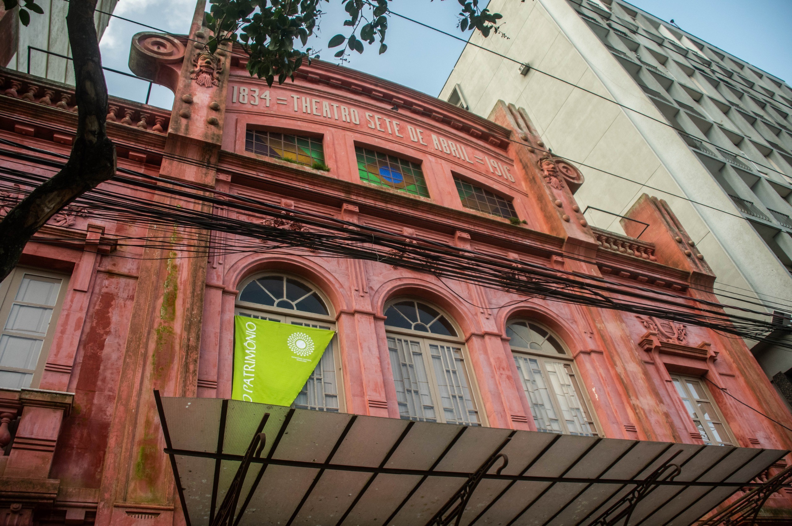 Reabertura do Theatro Sete de Abril se aproxima com conclusão de PPCI e reparos estruturais