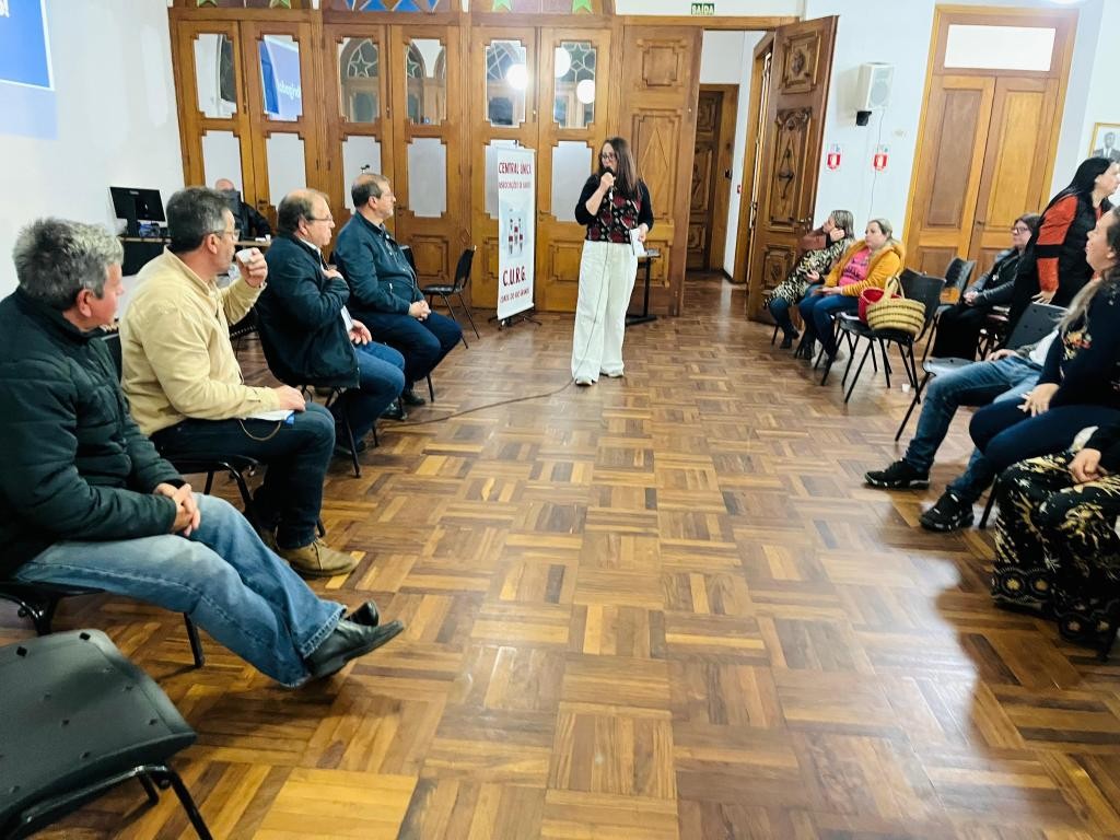 Associações de bairros são recebidas na Prefeitura para reunião
