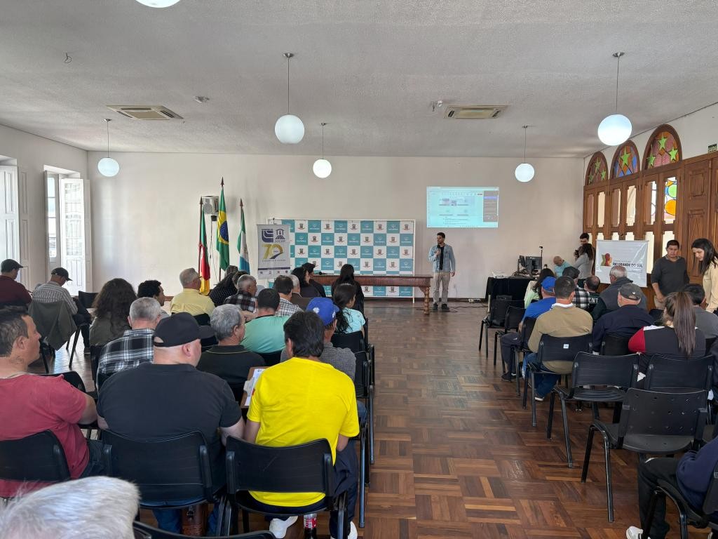 Executivo acompanha debate sobre revisão da IN 03-2004 da pesca no Estuário da Lagoa dos Patos