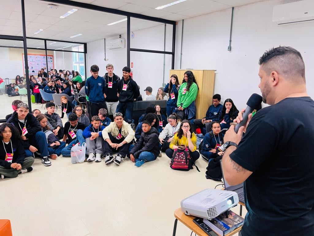 No Giro Oceano, Dreyson Queiroz fala sobre o CRIARG Hackathon e destaca impacto da metodologia entre estudantes