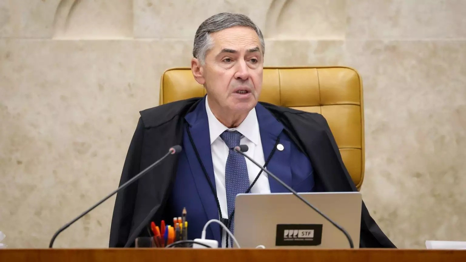 Luís Roberto Barroso anuncia aposentadoria do Supremo após 12 anos no cargo