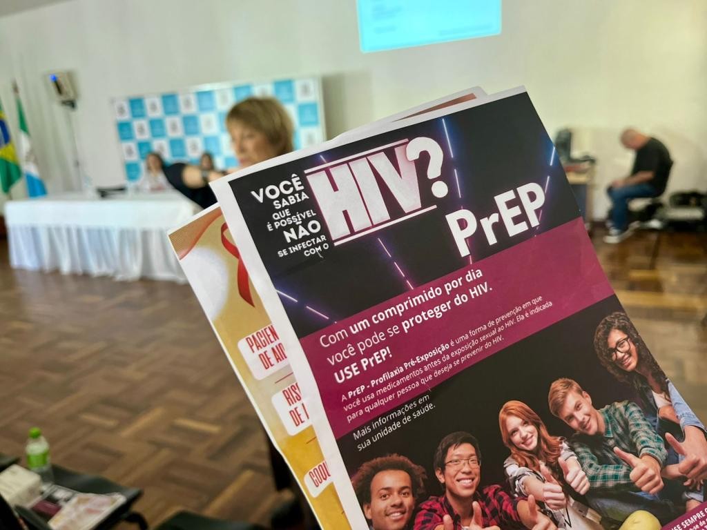 Com altos índices de HIV, Rio Grande amplia ações de prevenção e capacita profissionais de saúde