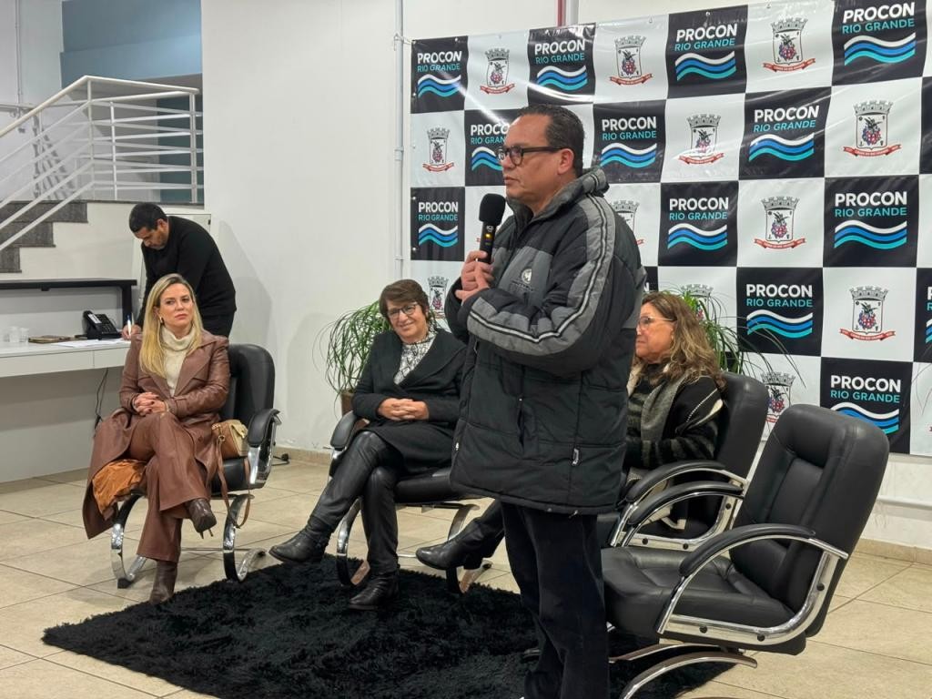Procon lança projeto Educação que Transforma para levar educação financeira às escolas municipais em Rio Grande   