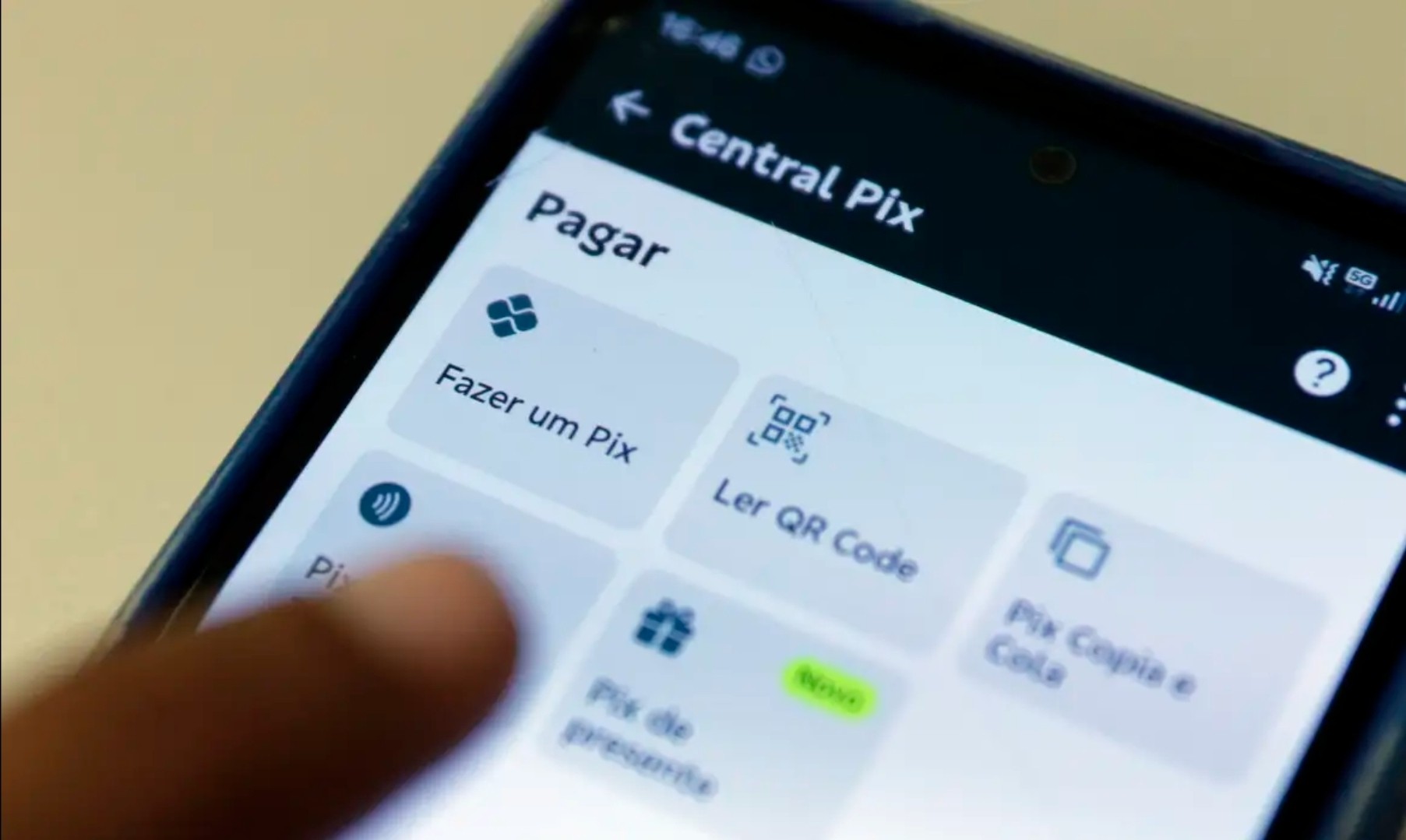 Pix enfrenta instabilidade na manhã deste domingo