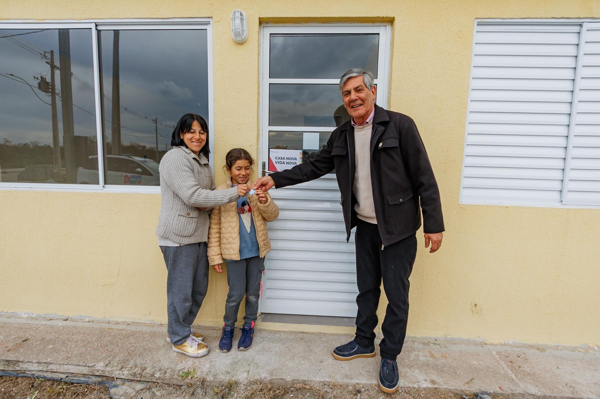 Prefeitura de Pelotas inicia entrega de novas moradias na Vila Farroupilha