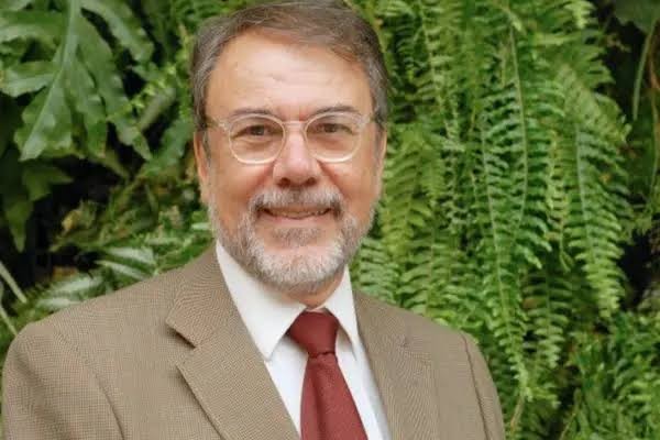Morre Carlos Monforte, pioneiro do modelo de âncora no telejornalismo brasileiro