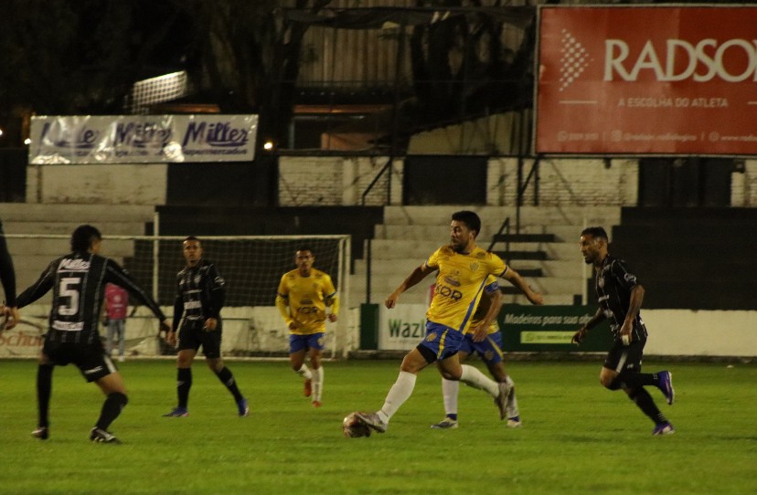 Com boa atuação, Pelotas empata com o Santa Cruz fora de casa