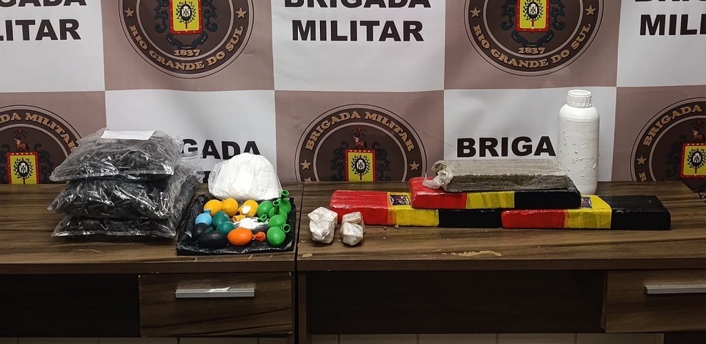5º BPChq apreende entorpecentes, no bairro Proflurb I
