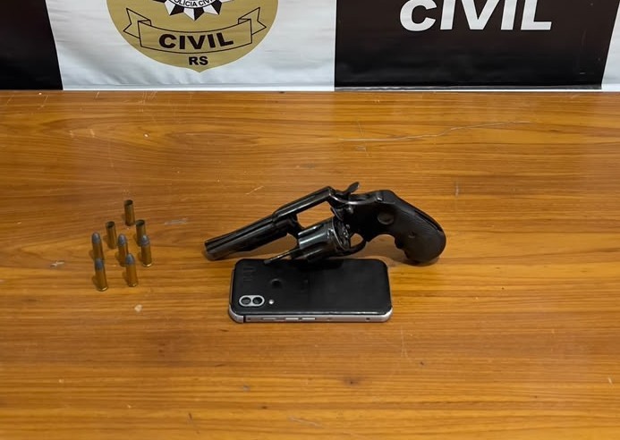 Polícia prende suspeito de tentativa de homicídio e apreende arma no Chuí