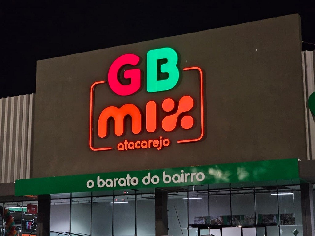 GB Mix retoma atividades na loja Centro, após danos causados pelos ventos