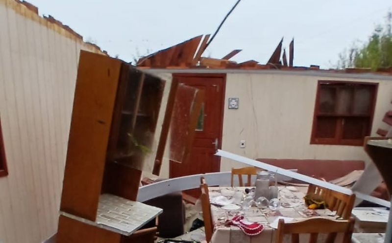 Temporal deixa 700 imóveis danificados e 250 pessoas desalojadas em São José do Norte
