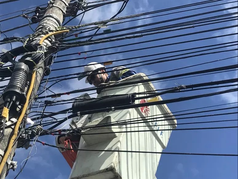 Pelotas ainda tem cerca de 10 mil sem energia elétrica
