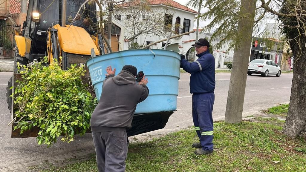 Mais de 725 toneladas de entulhos já foram retiradas das ruas do Rio Grande após temporal