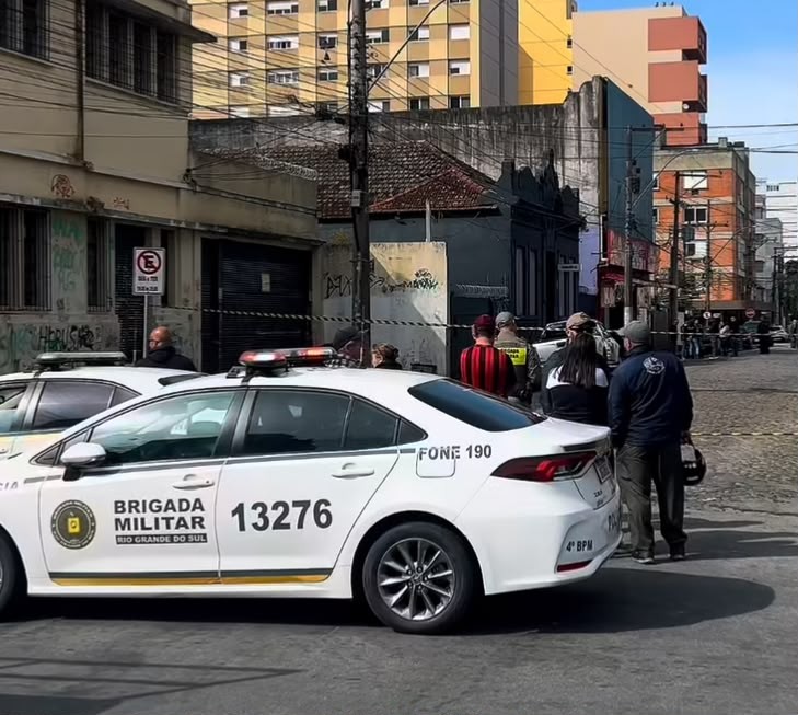 Duas pessoas morrem baleadas em Pelotas próximo de casa noturna