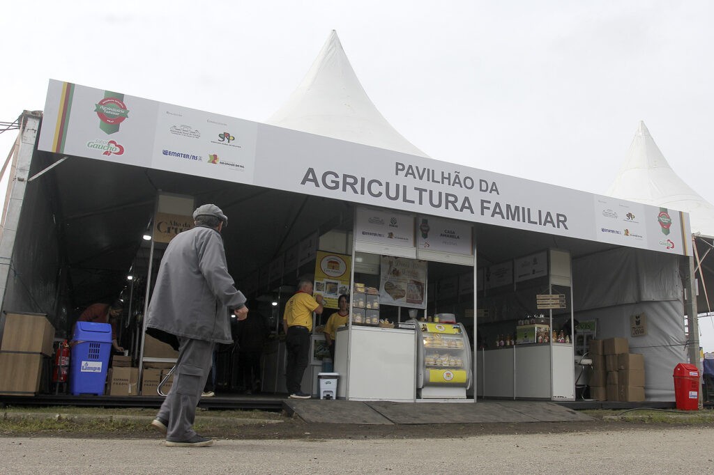 Pavilhão da Agricultura Familiar da 100ª Expofeira abre suas portas ao público