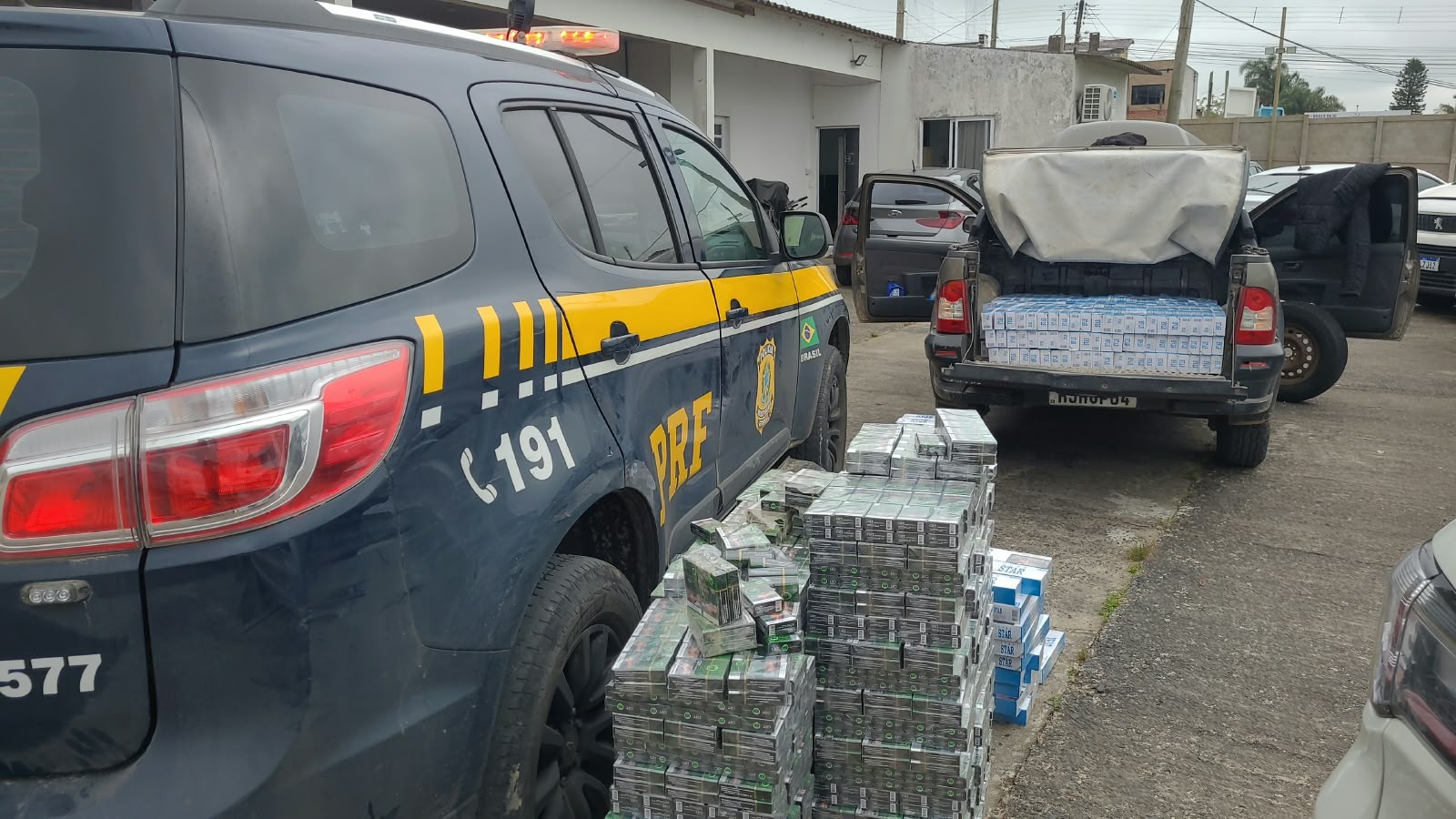 Homem é preso com 15 mil cigarros contrabandeados na BR-116, em Jaguarão