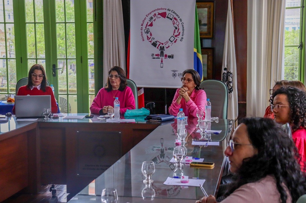 Núcleo da Mulher Empreendedora recebe Panapana e prepara encontro sobre neurodiversidade