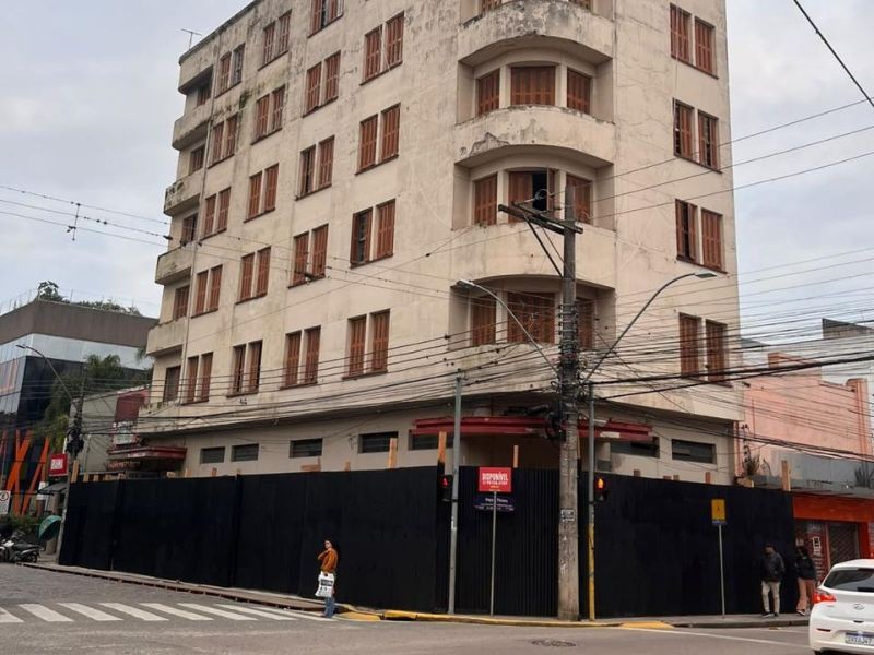 Hotel Rex está sendo restaurado e ganhará loja da Osirnet