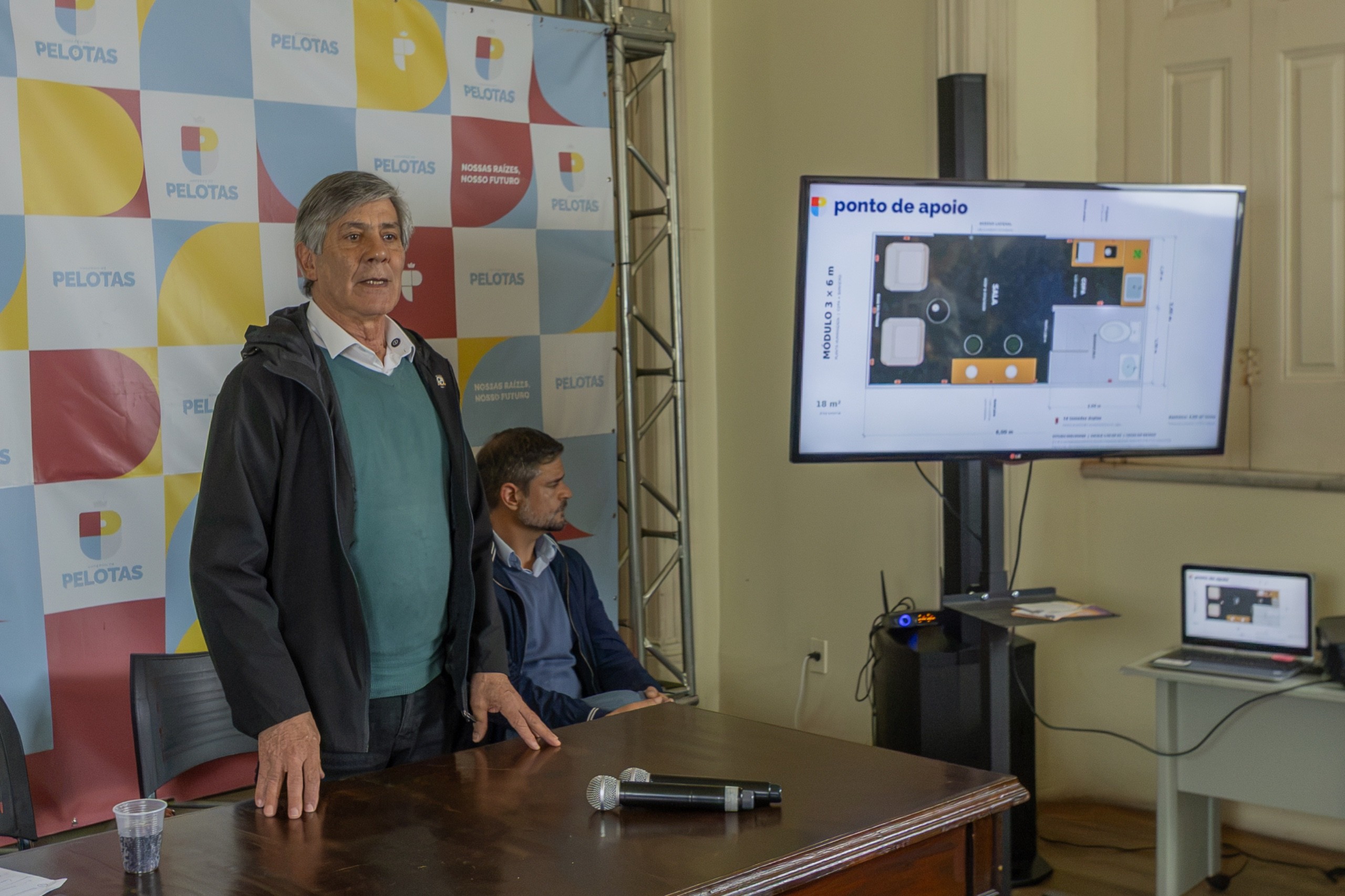 Prefeitura de Pelotas se reúne com motoristas de aplicativos e anuncia pontos de apoio