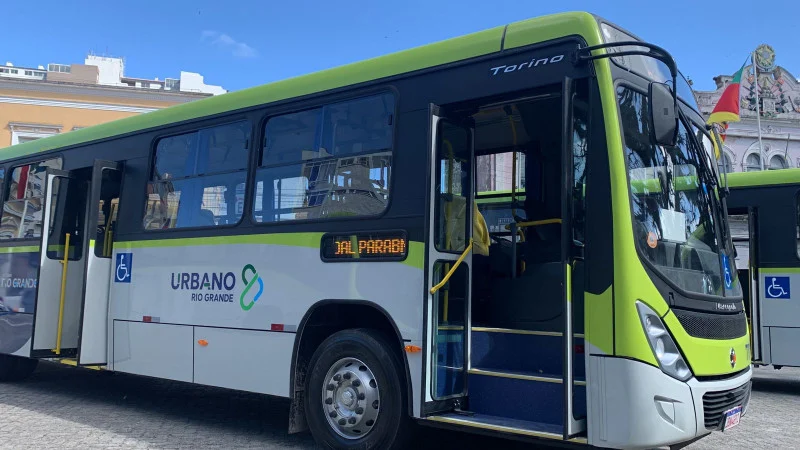 Ônibus ganham reforço para atender público após show nacional no Festimar