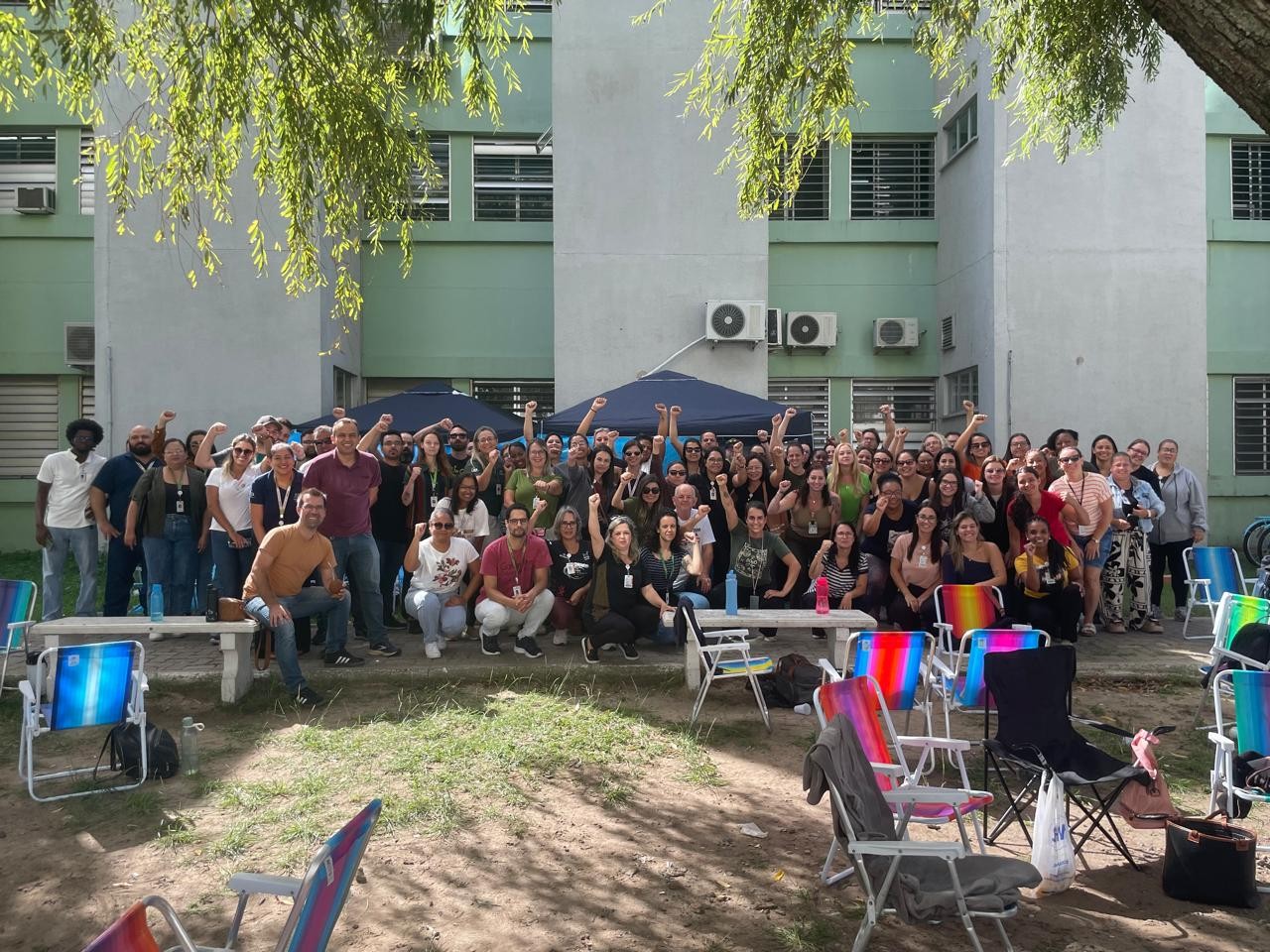 Greve nos hospitais universitários é mantida após mediação sem acordo no TST