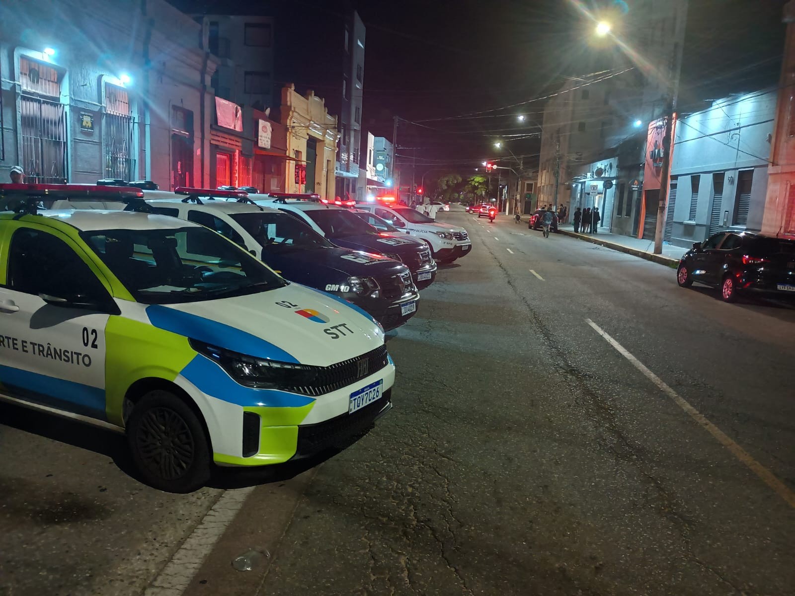 Operação integrada resulta em autuações, apreensões e fiscalização de estabelecimentos em Pelotas