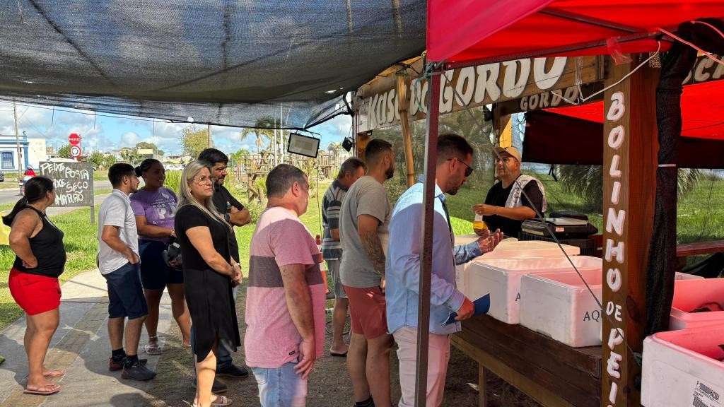 SMPA intensifica fiscalização e orientações nos pontos de venda da Feira do Peixe 2026